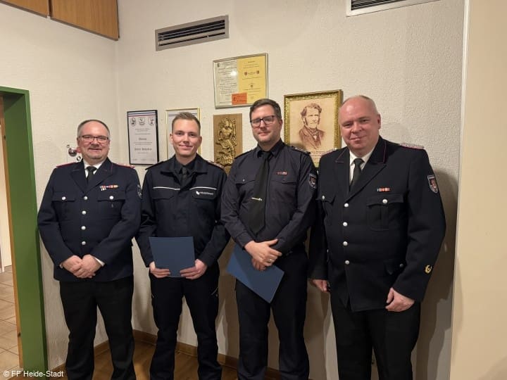 Beförderung Hauptfeuerwehrmann\*\*\* zum Löschmeister
