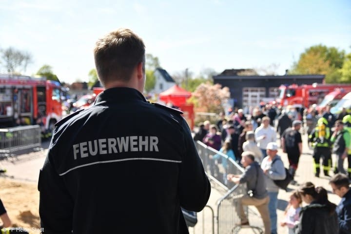 Ein Blick von der Bühne in die Besuchermenge